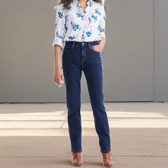 Style & Co. Denim - 🆕 Style & Co Women's High Rise Straight-Leg Jeans Short Length 4S Fortress Wash